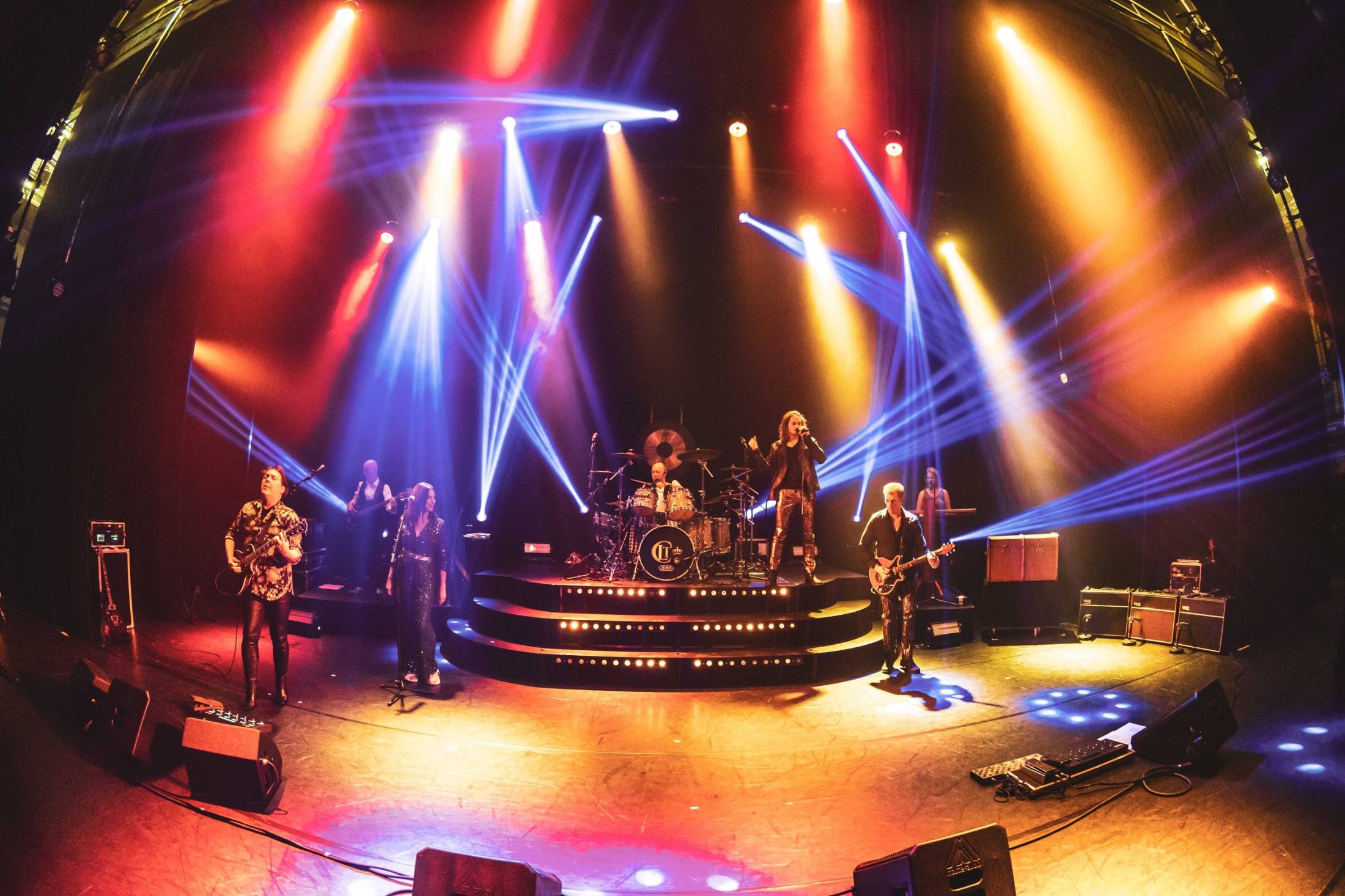 Crazy Little Things (Netherlands) - Acoustic Show